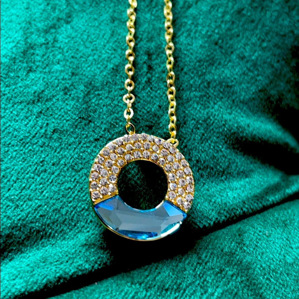 Aquamarine and diamond pave O ring necklace